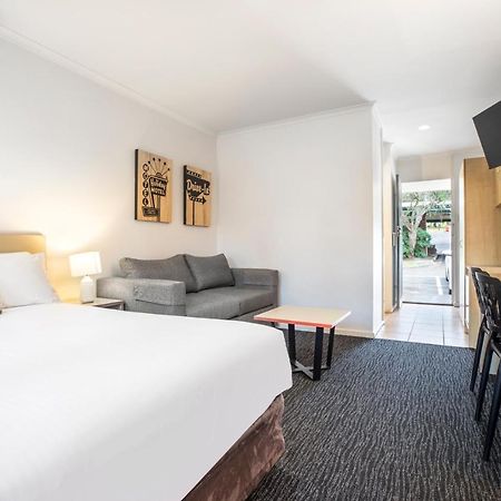 Burvale Hotel Nunawading Exteriör bild