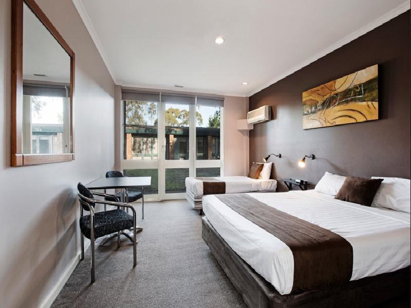 Burvale Hotel Nunawading Exteriör bild