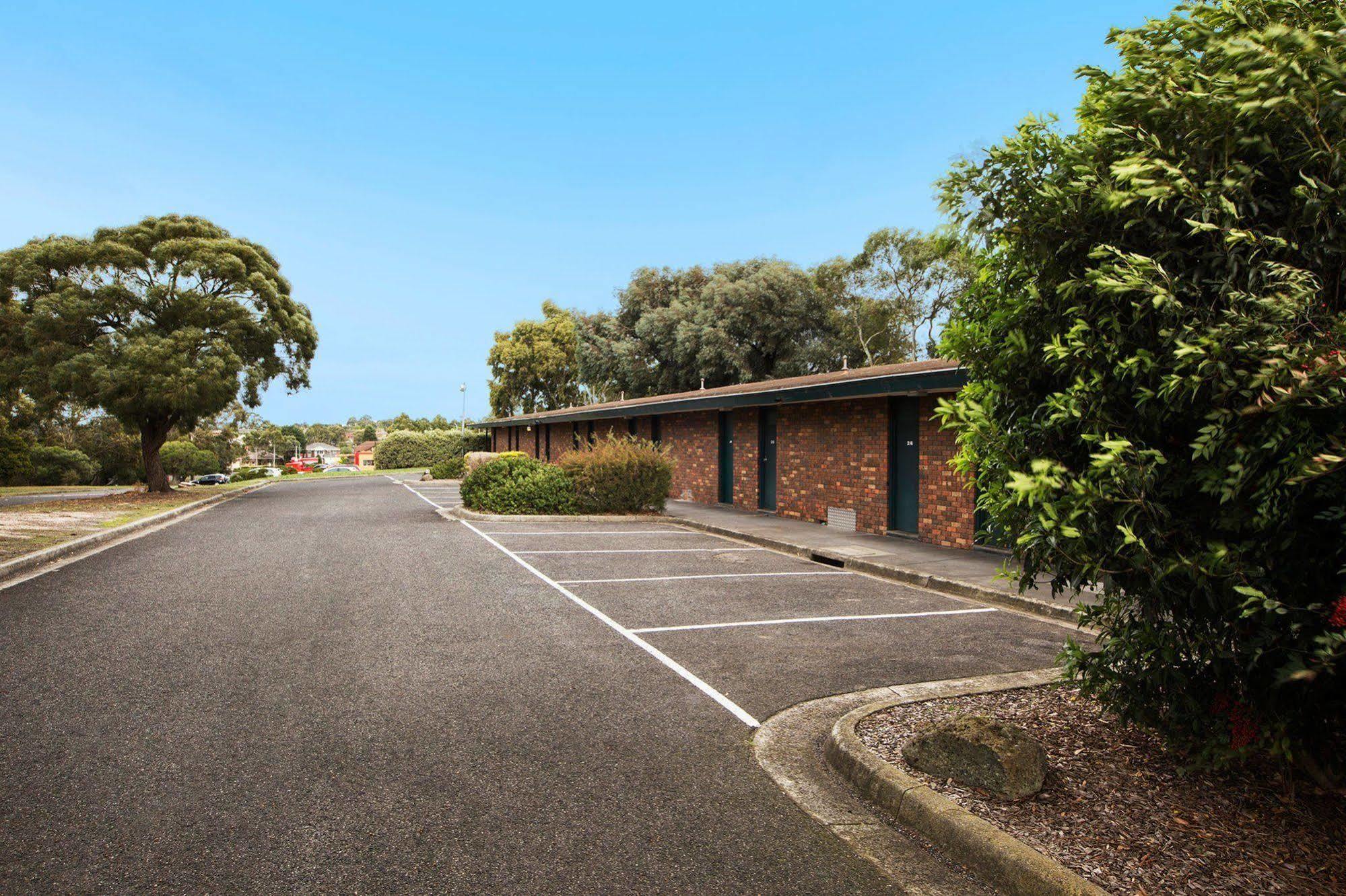 Burvale Hotel Nunawading Exteriör bild